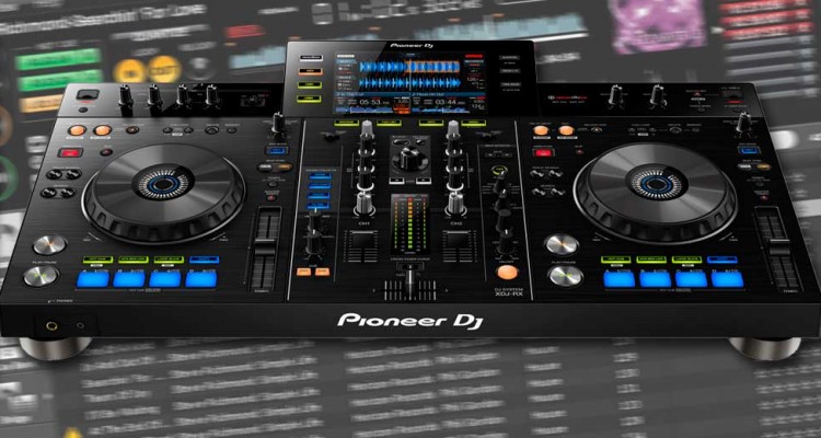 Pioneer XDJ-RX, la cabina DJ "todo en uno"