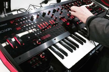 Roland JD-XA, sintetizador híbrido - ¡ya lo hemos tocado!