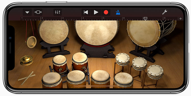 iOS 11 es obligatorio para Garageband iOS 2.3 -e iPhone X una maravillosa experiencia de uso, totalmente compatible