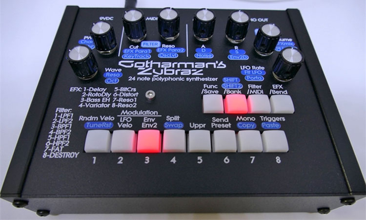 Gotharman Zybraz, sintetizador polifónico de 24 notas con osciladores resonadores