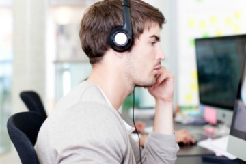 Escucha música en tu trabajo para aumentar tu nivel de productividad