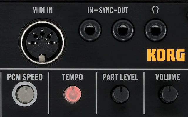 Volca Beats se puede sincronizar con otras unidades Korg Volca por medio de estos conectores 'Sync' -también incluye un puerto MIDI In 