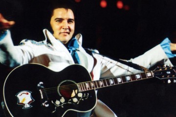 Vas a muestrear a Elvis porque te escudarás en su antigüedad... Espera, no puedes hacerlo