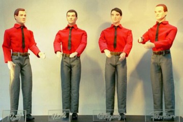 Kraftwerk, modelados a partir de muñecos Ken de Mattel... ¡genial!