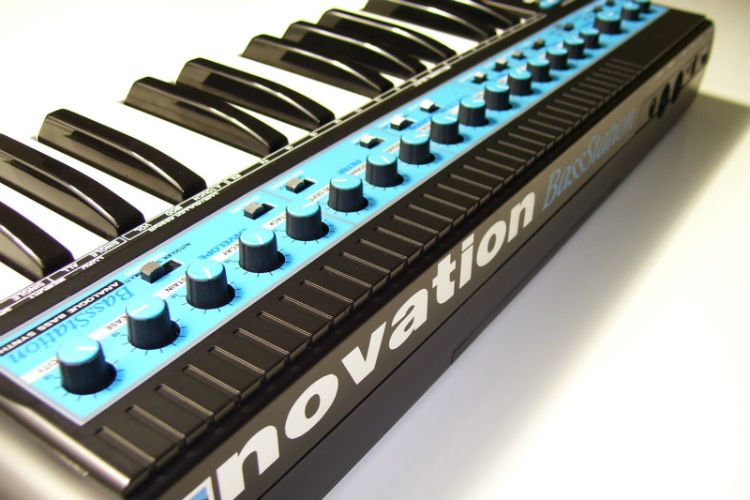 Novation_Bass_Station_750px