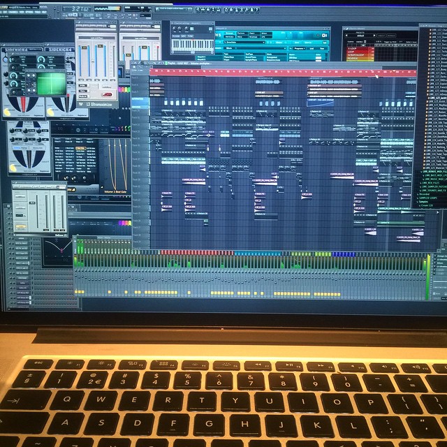 FL Studio en el MacBook Pro de Afrojack