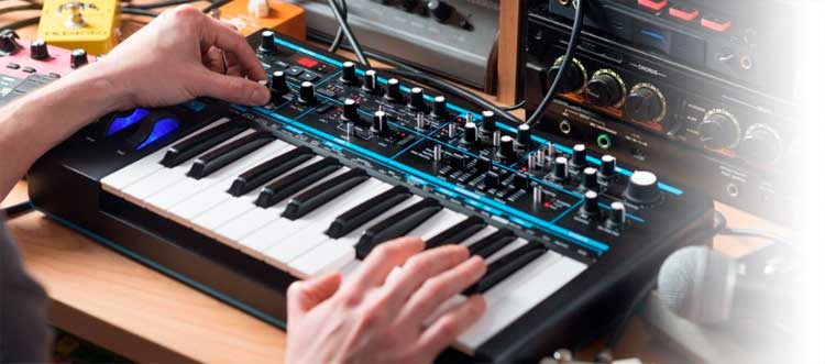 Novation Bass Station II: toda la potencial del hardware analógico real