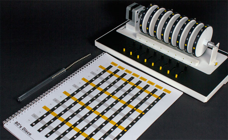 XOXX Composer, secuenciador MIDI con forma de caja de música