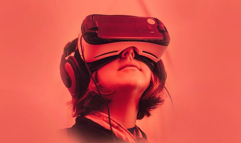 La realidad virtual, o VR, es donde las mezclas de sonido surround han prosperado y superado los límites