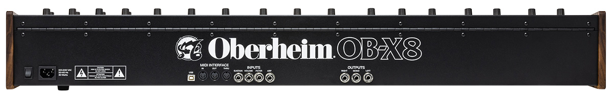 Oberheim OB-X8 -panel posterior